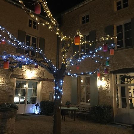Le Relais De Scisse Hotell Saint-Gengoux-de-Scissé Exteriör bild