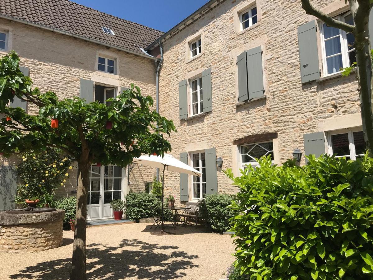 Le Relais De Scisse Hotell Saint-Gengoux-de-Scissé Exteriör bild