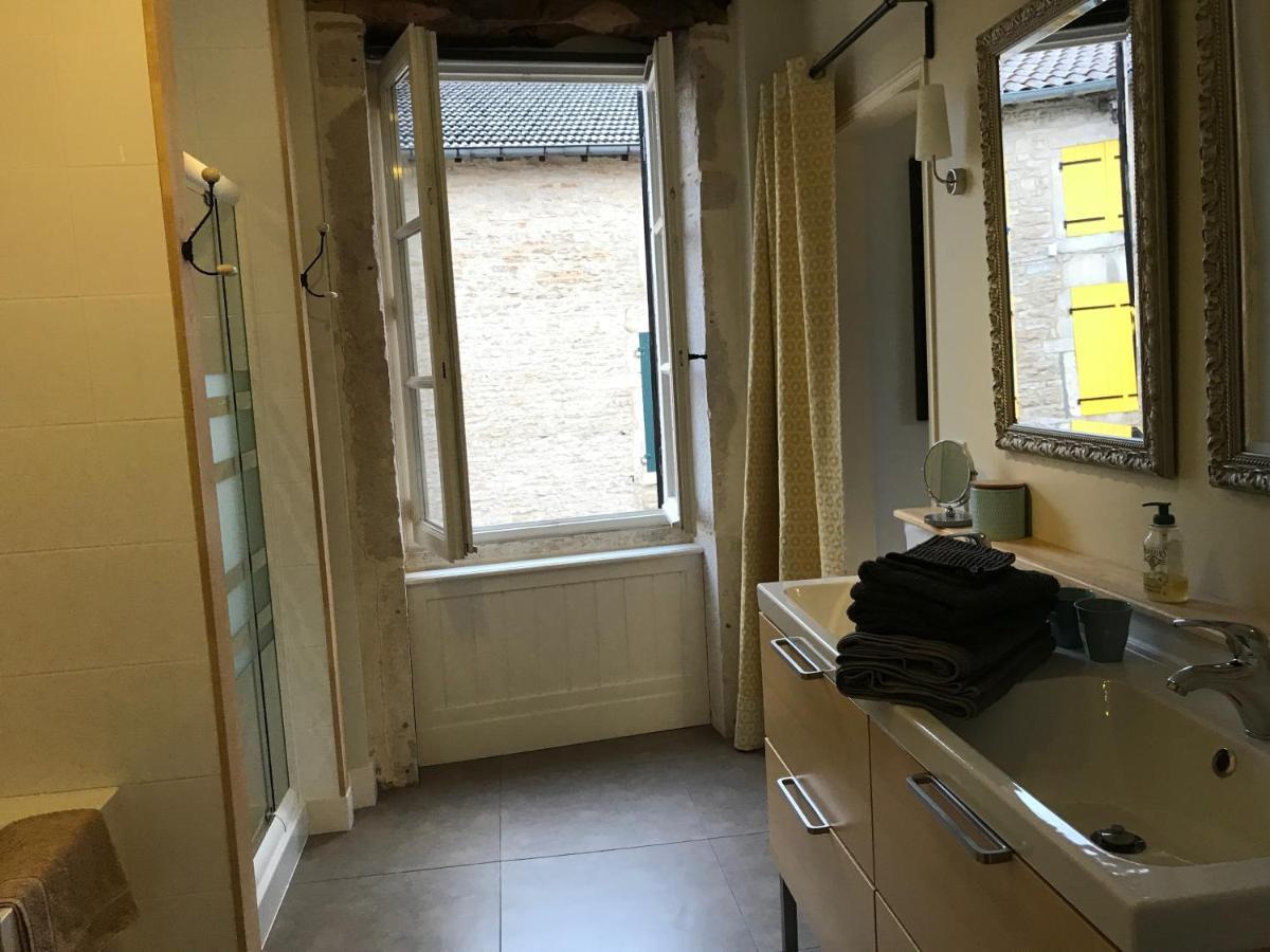Le Relais De Scisse Hotell Saint-Gengoux-de-Scissé Exteriör bild